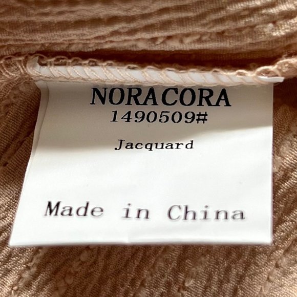 Noracora Women’s Cream Beige Sleeveless Pleated Flowy V-Neck Blouse Top Size S - Picture 5 of 5